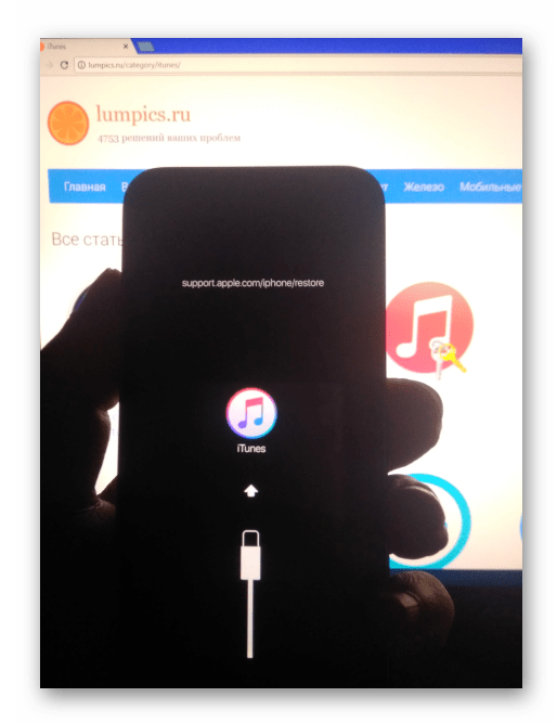 Apple-iPhone-5S-podklyuchen-v-Recovery-Mode