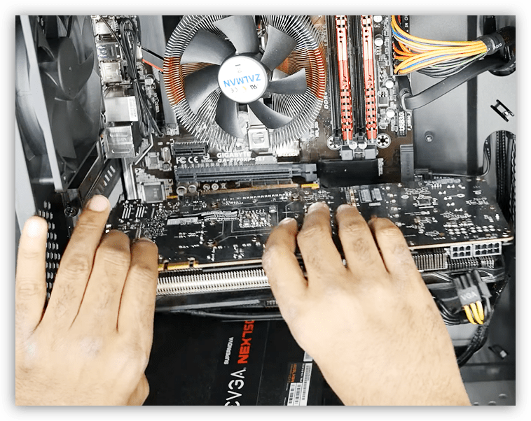 Извлечение видеокарты из слота PCI-E