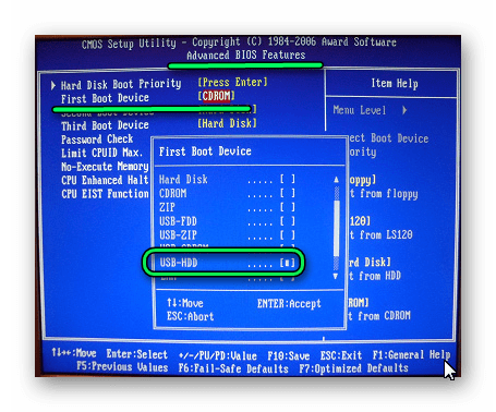 переключатель «First Boot Device» на «USB-HDD»