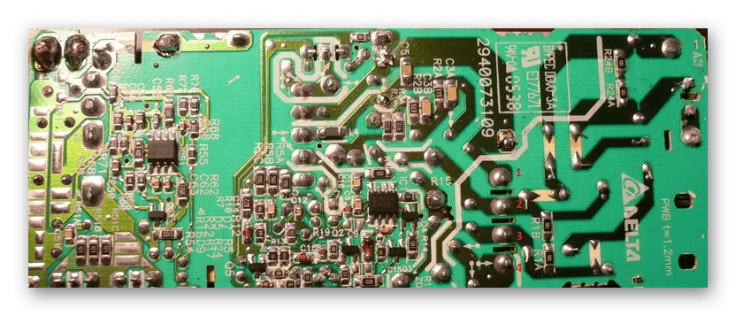 Пример платы адаптера питания от ноутбука